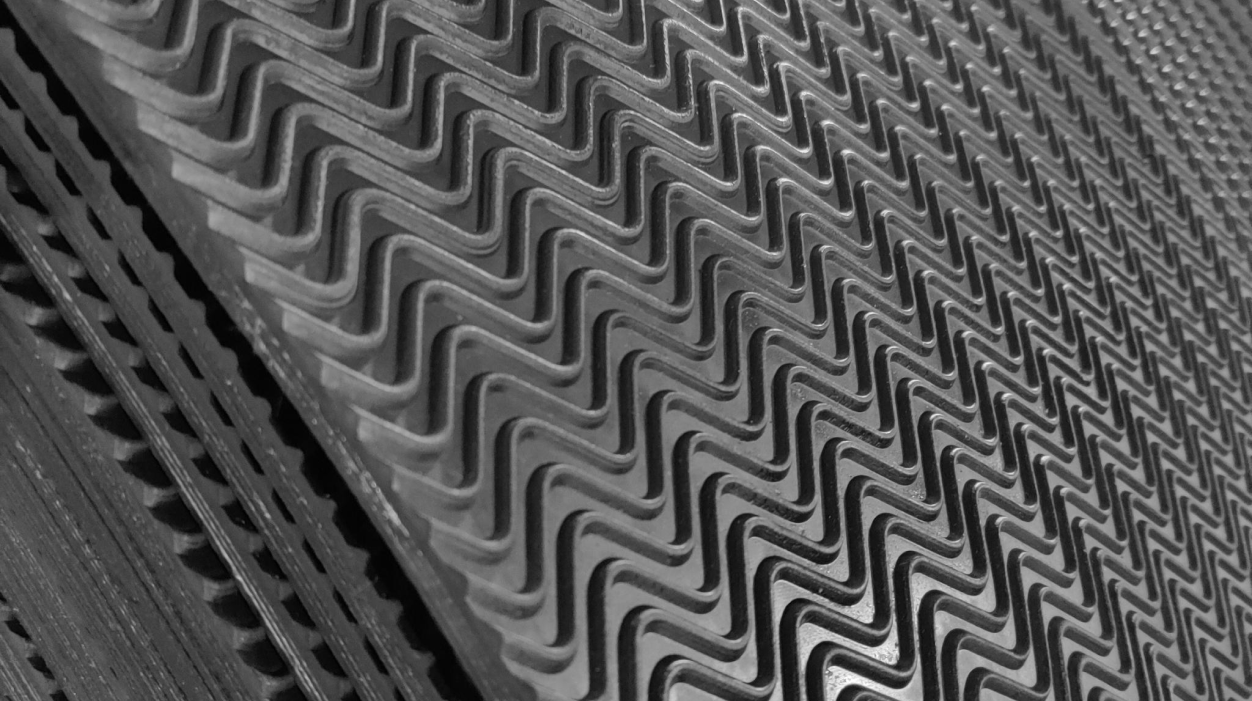 Wavy Top Conveyor Belt